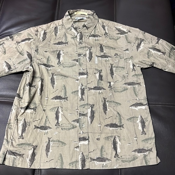𝅺MEN'S Columbia river lodge camo fish shirt size large - Picture 1 of 5
